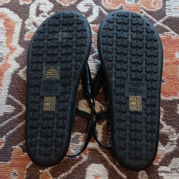 Free People Suncatcher Leather Thong - Picture 3 of 3